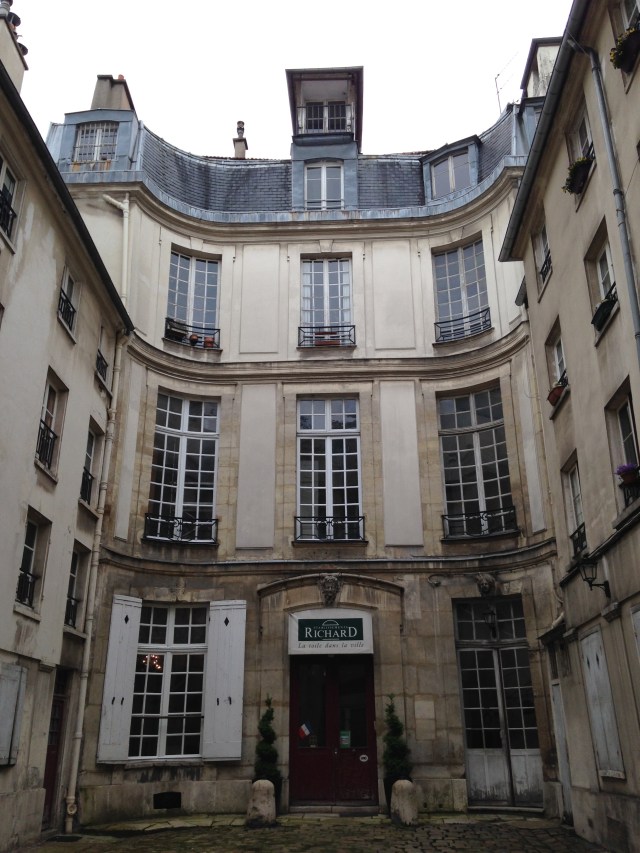 6 #28 rue Charlot